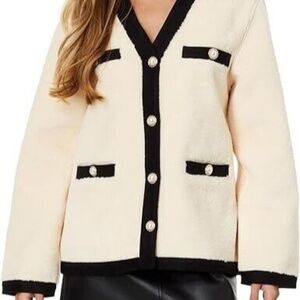NWT Women's Cardigan Jacket Size L